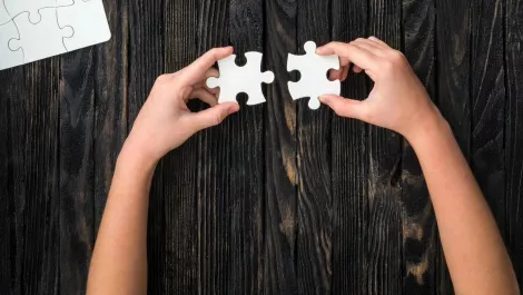 Signet and FriendMedia team up for digital signage content-as-a-service
