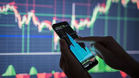 Smartphone market continues to grow - Canalys