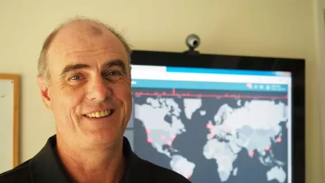 What is an internet outage?