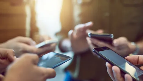 IDC: Worldwide smartphone shipments down by 9.7% in Q3 2022