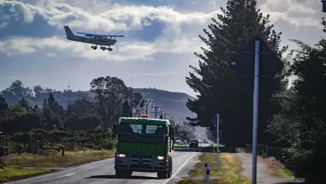 Planes could spook horses if new racecourse built, aero club warns